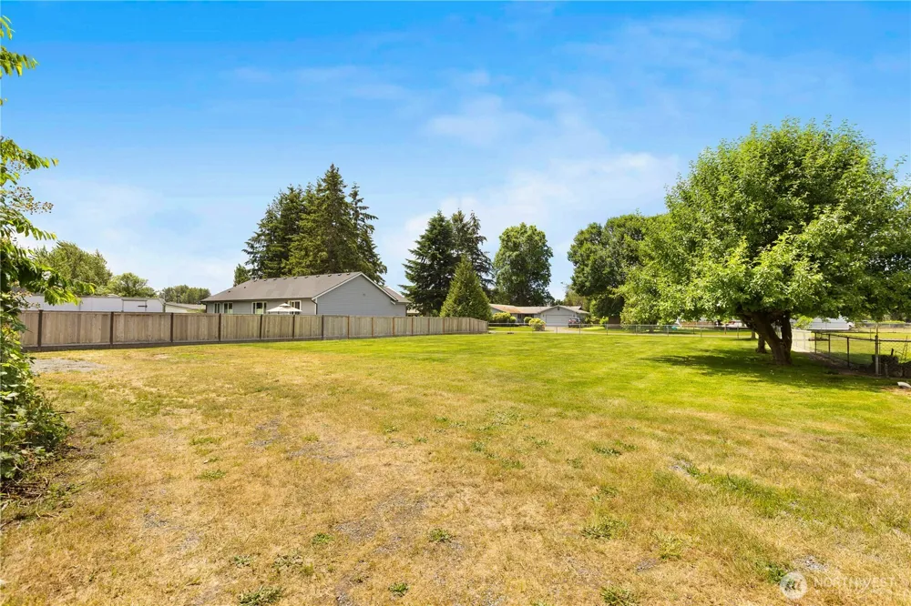428 4th Avenue SE Pacific, WA 98047