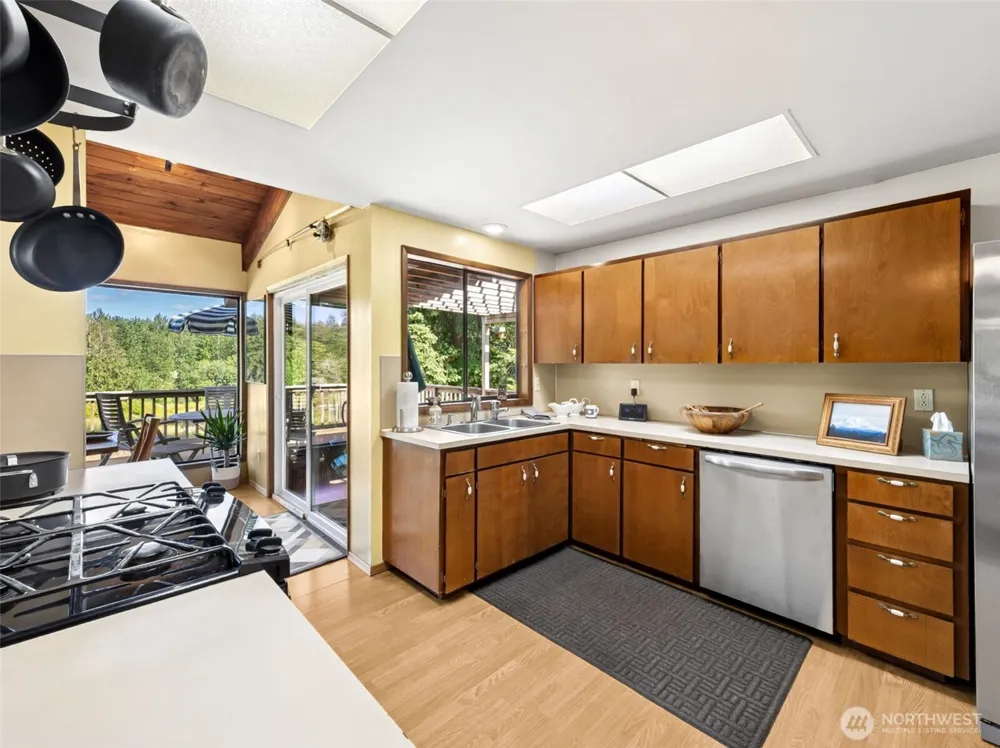 10410 260th Street E Graham, WA 98338