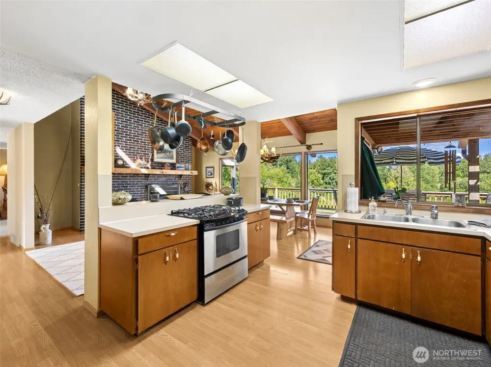 10410 260th Street E Graham, WA 98338
