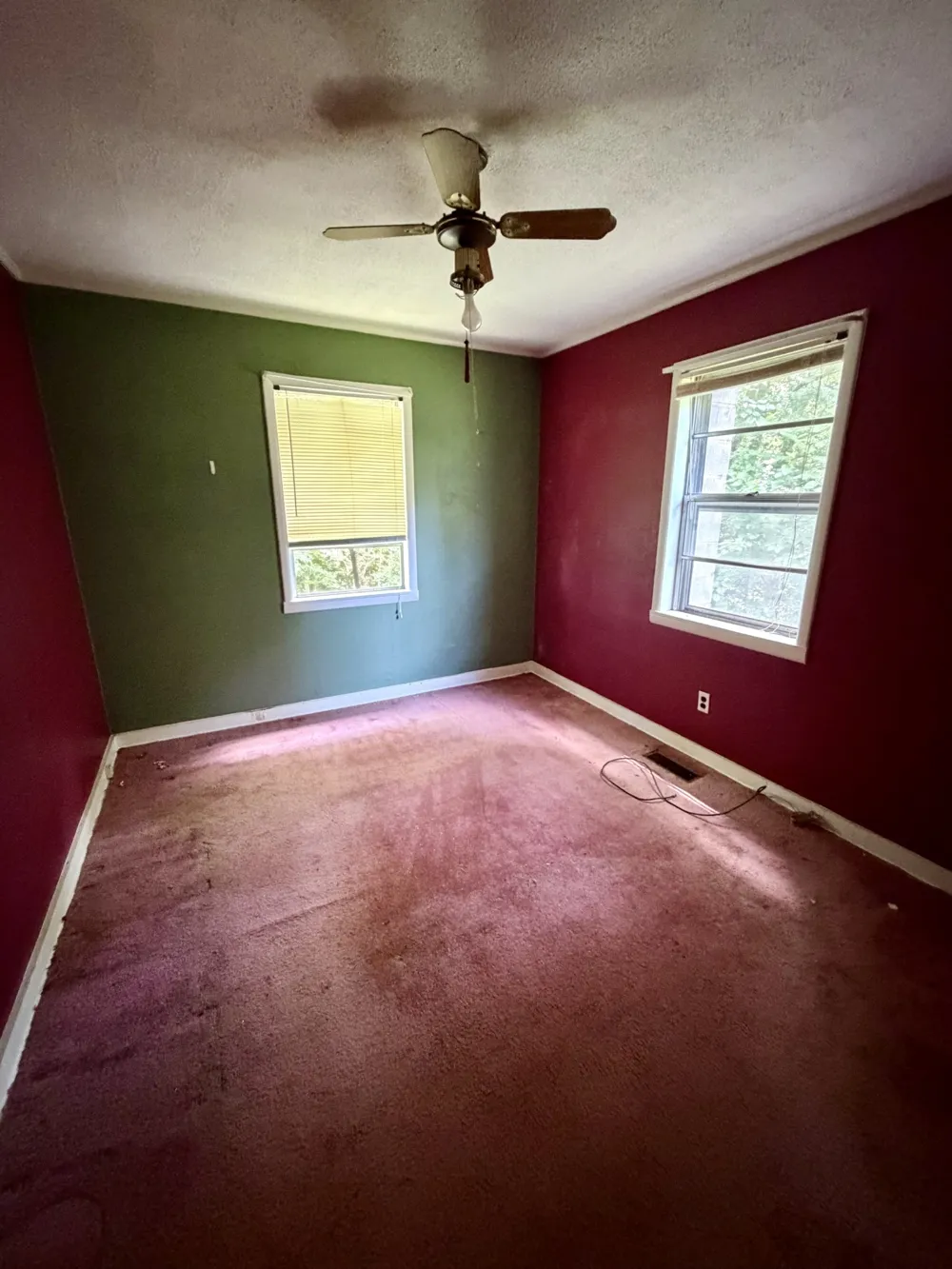 2155 Spring Hill Rd Paris, TN 38242