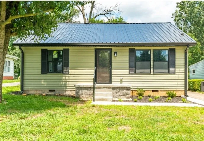 20 Robin Rd Hopkinsville, KY 42240