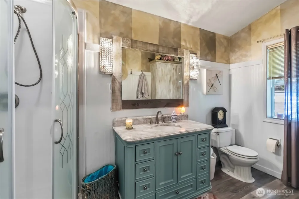 209 W Beacon Hill Drive Longview, WA 98632