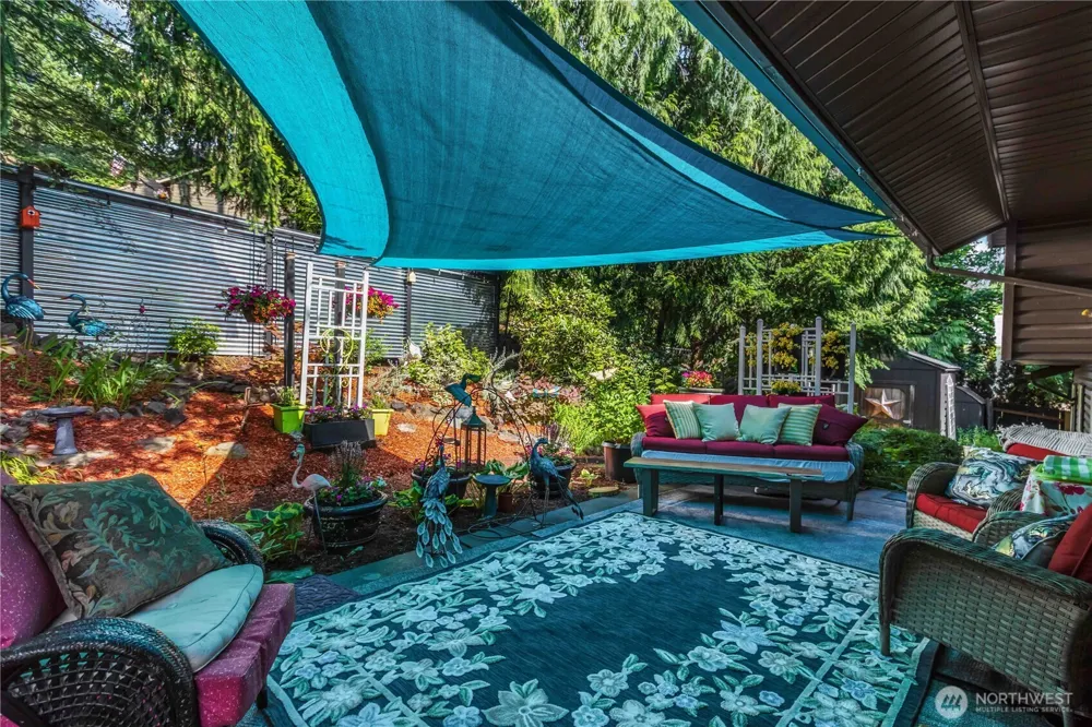 209 W Beacon Hill Drive Longview, WA 98632