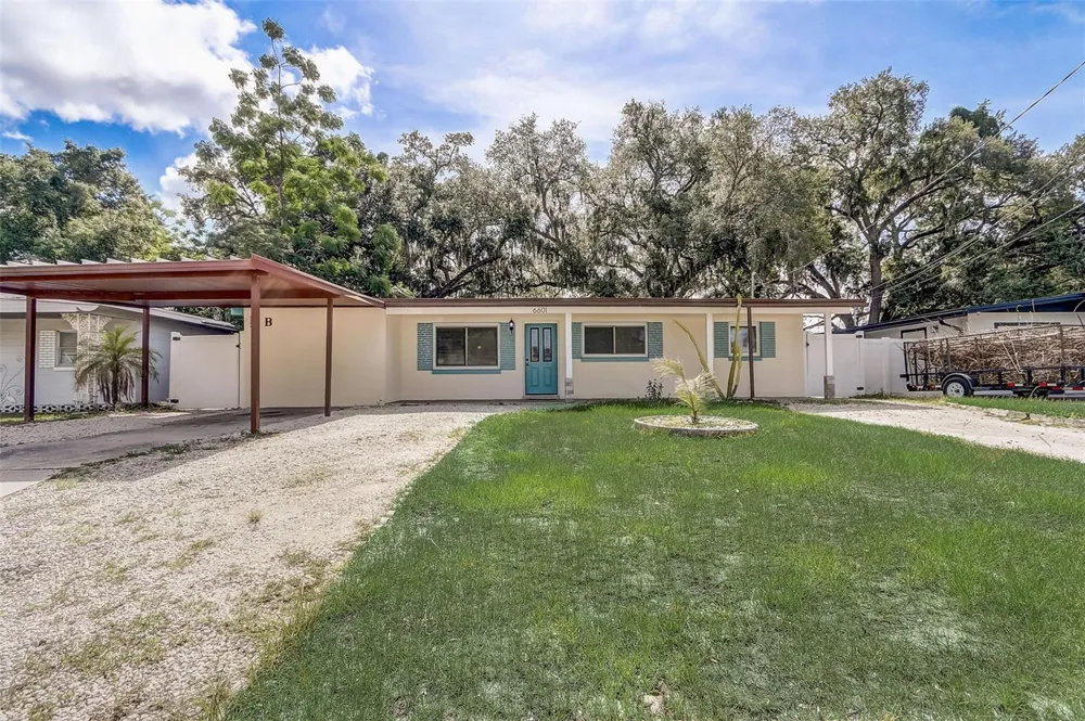 6601 HARVEY STREET Orlando, FL 32809