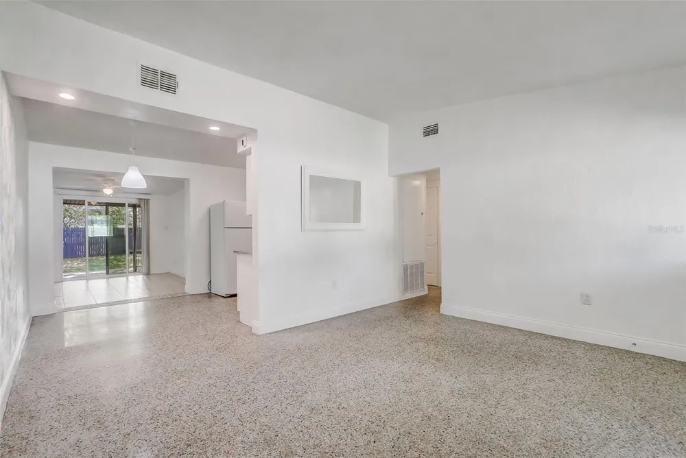 6601 HARVEY STREET Orlando, FL 32809