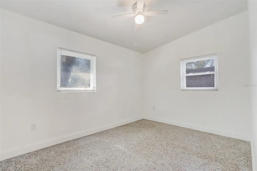 6601 HARVEY STREET Orlando, FL 32809