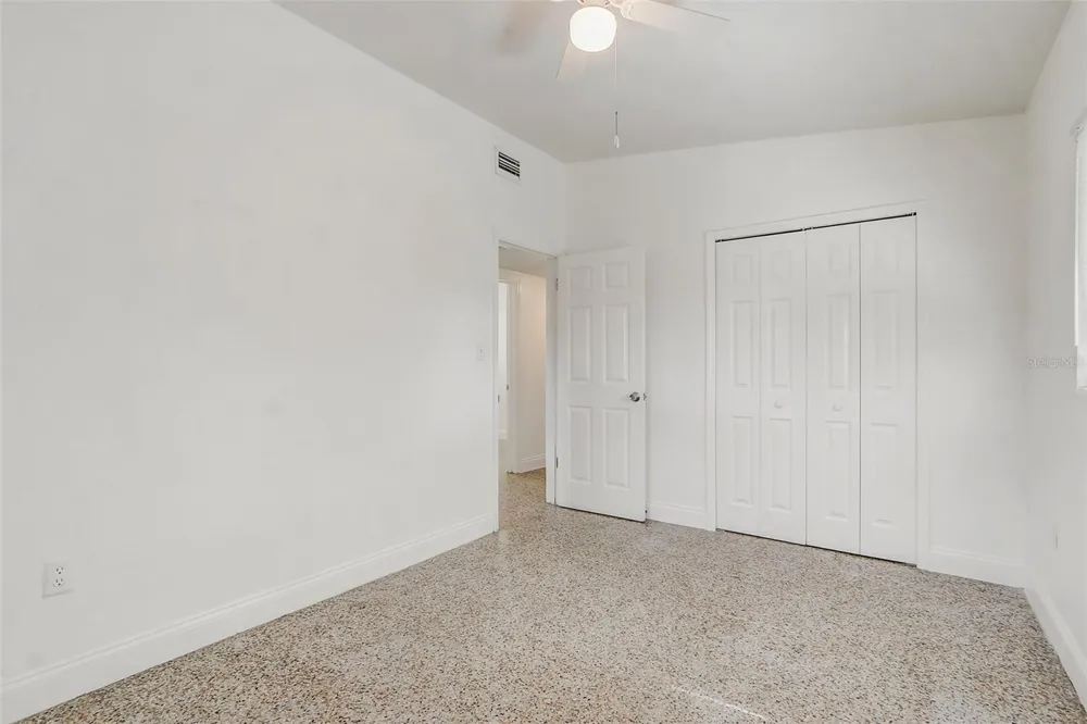 6601 HARVEY STREET Orlando, FL 32809