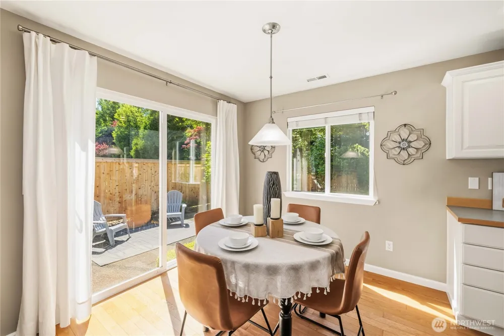 23511 SE 243rd Place Maple Valley, WA 98038