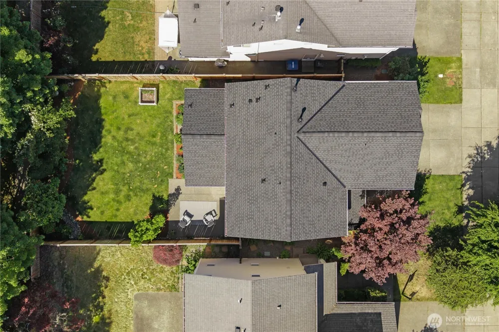 23511 SE 243rd Place Maple Valley, WA 98038