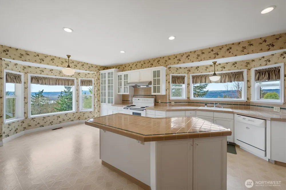 1045 Taylor Road Kalama, WA 98625