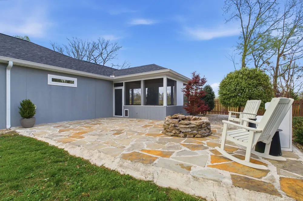 330 Burton Ridge Rd Silver Point, TN 38582