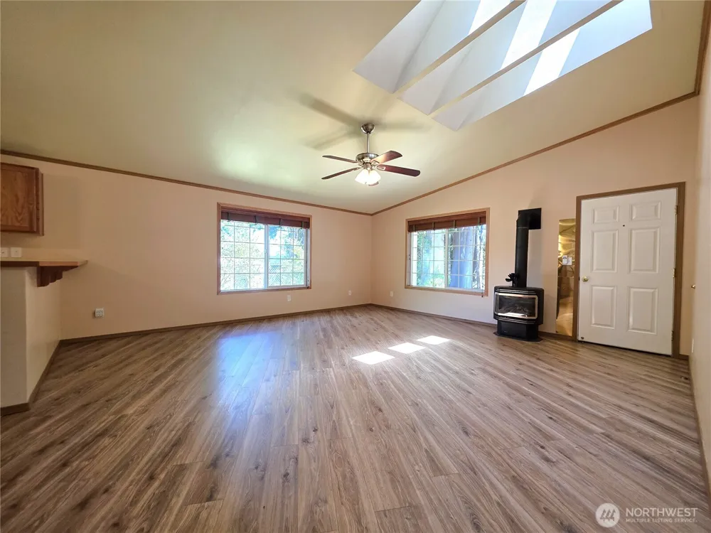 51 SE Cabana Avenue Shelton, WA 98584
