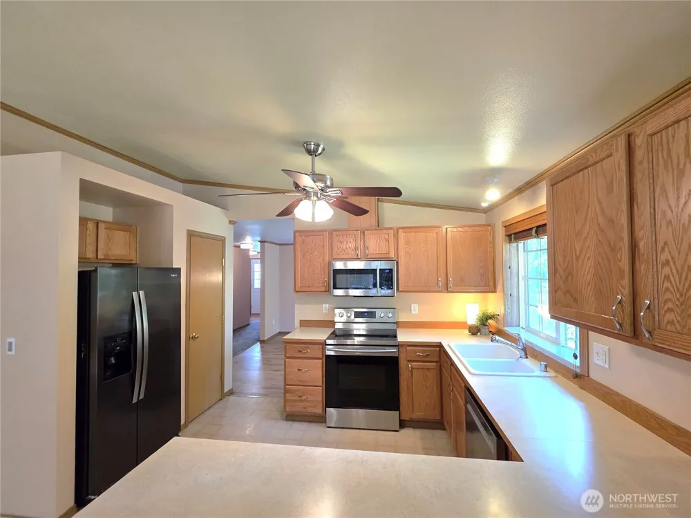51 SE Cabana Avenue Shelton, WA 98584