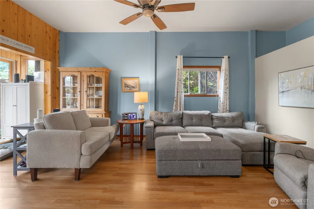 1700 203rd Lane Ocean Park, WA 98640