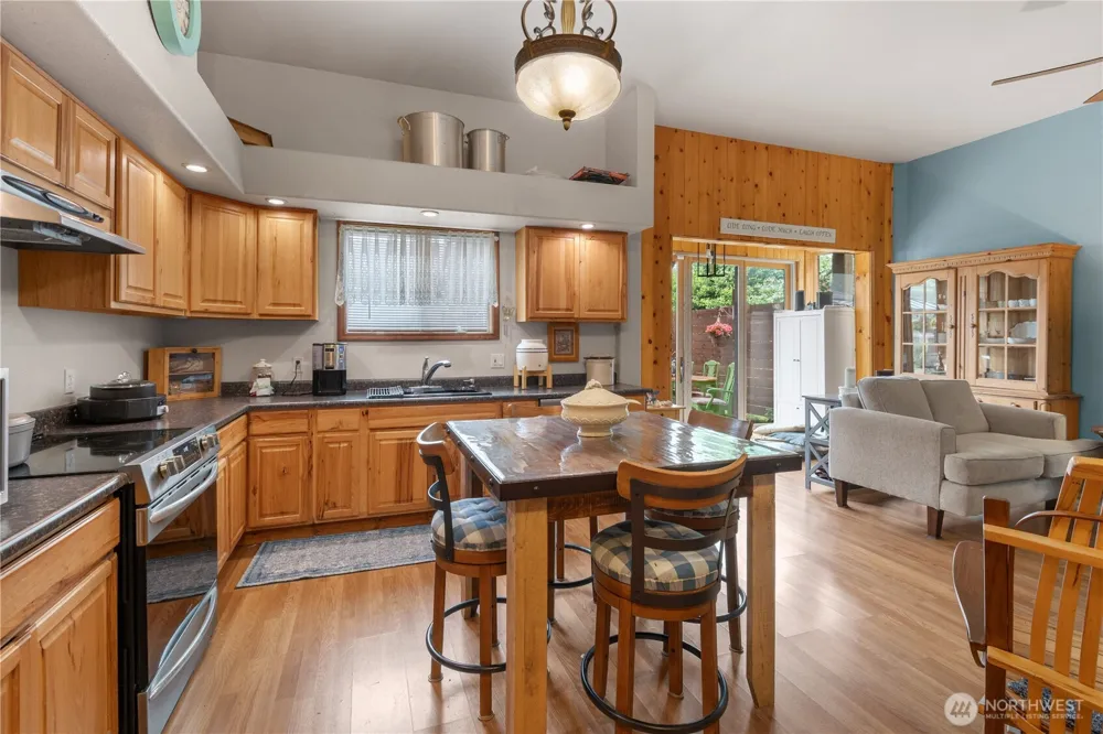 1700 203rd Lane Ocean Park, WA 98640