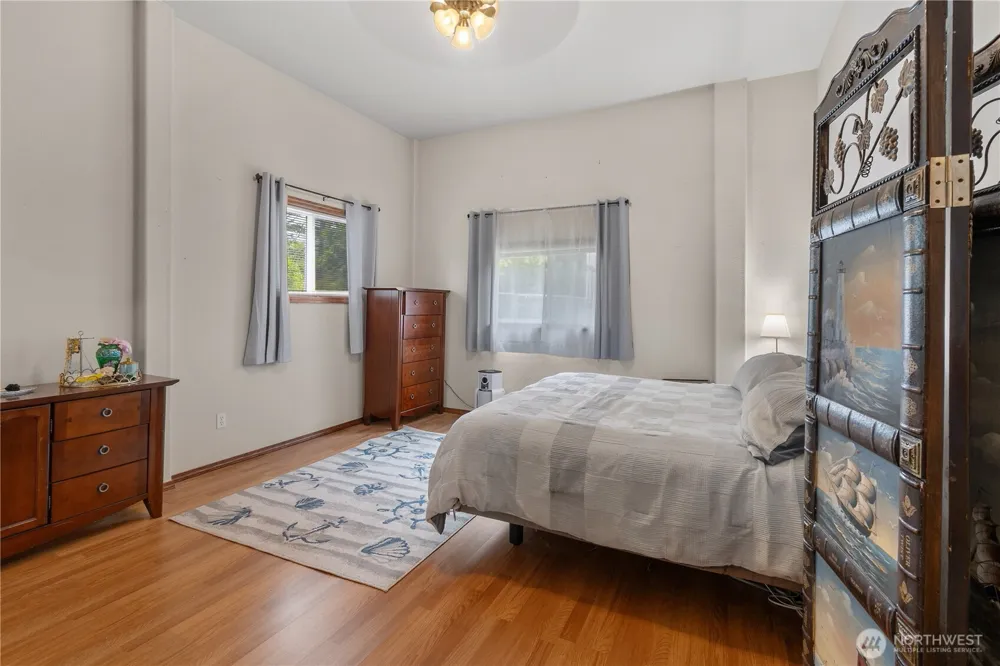 1700 203rd Lane Ocean Park, WA 98640