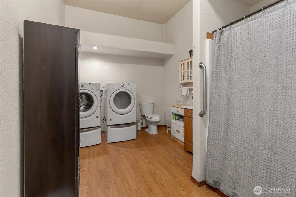 1700 203rd Lane Ocean Park, WA 98640
