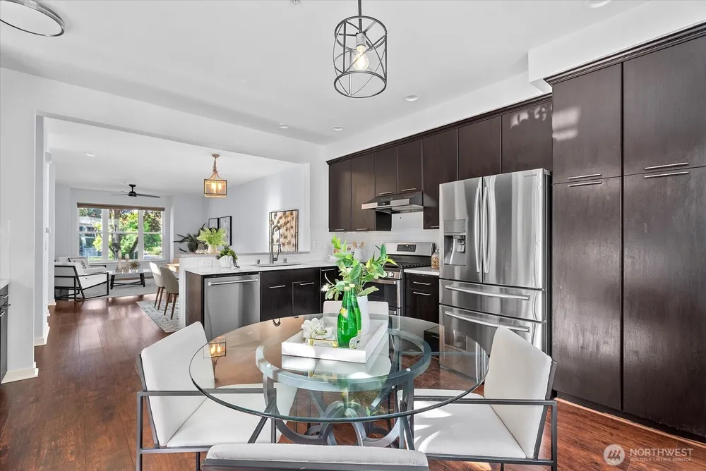 1867 NE Kenyon Court Issaquah, WA 98029