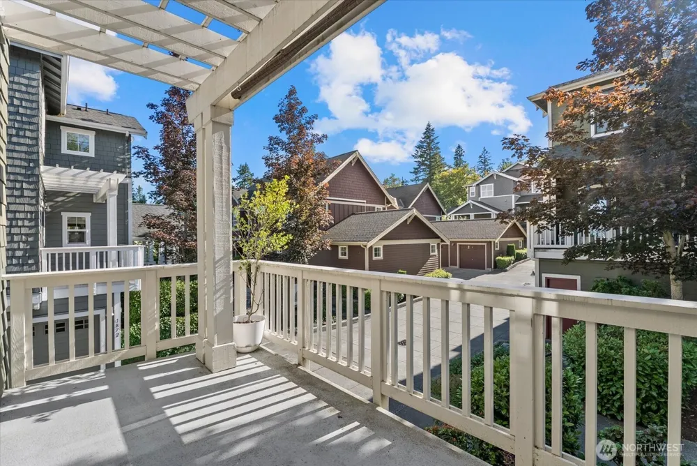 1867 NE Kenyon Court Issaquah, WA 98029