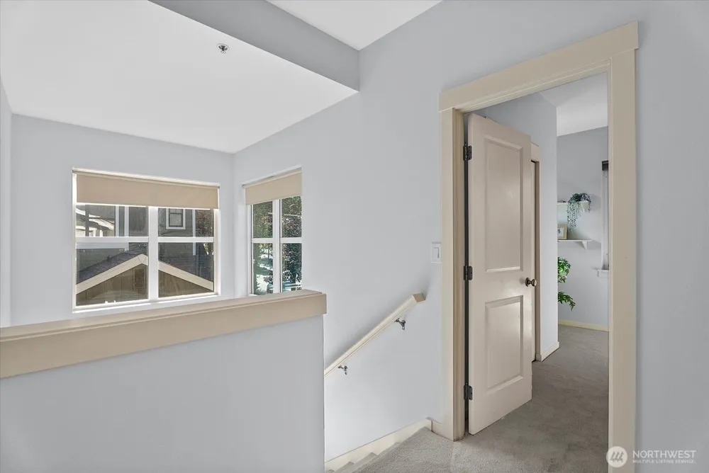 1867 NE Kenyon Court Issaquah, WA 98029