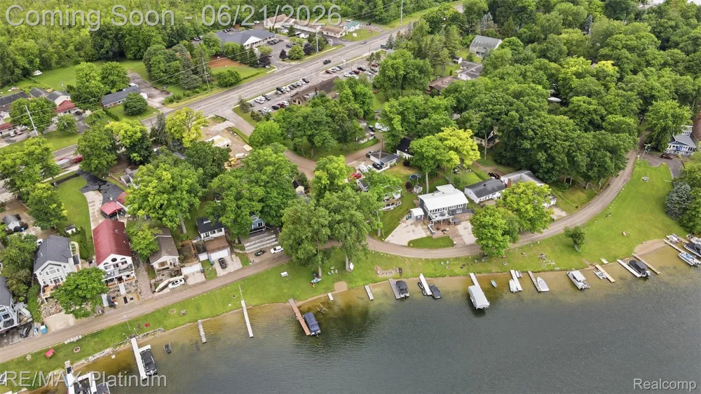 5504 Wildwood Drive Genoa Township, MI 48843