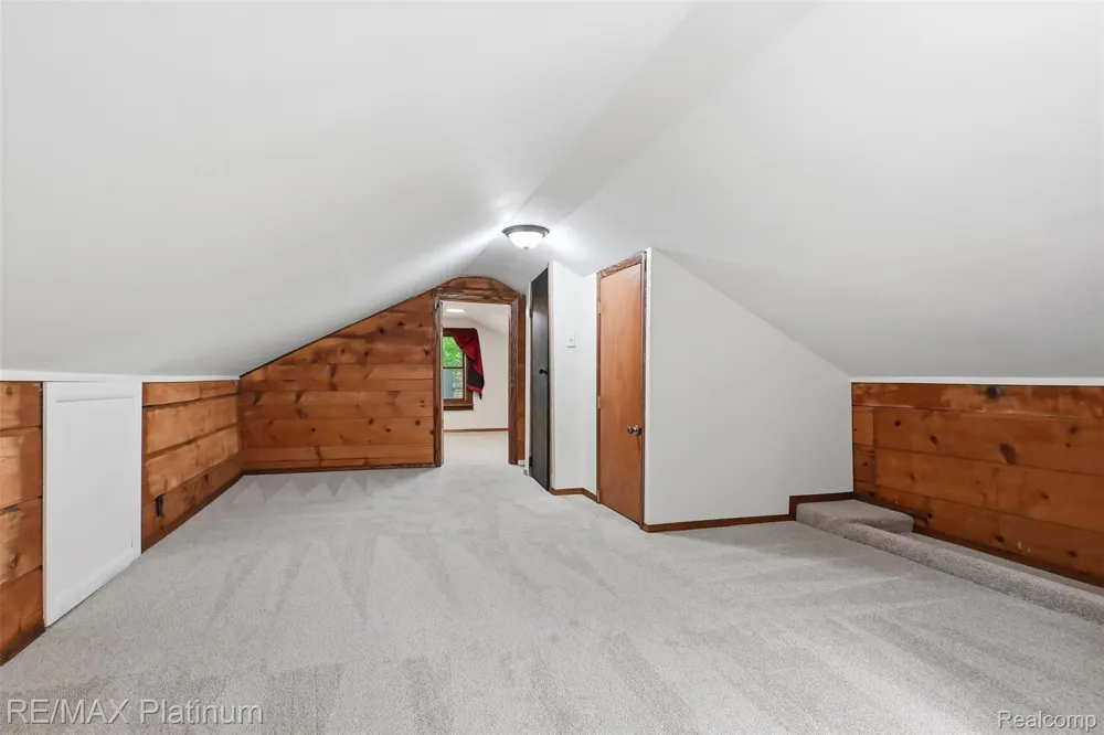 5504 Wildwood Drive Genoa Township, MI 48843