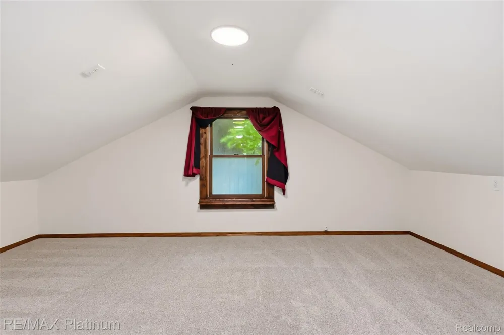 5504 Wildwood Drive Genoa Township, MI 48843