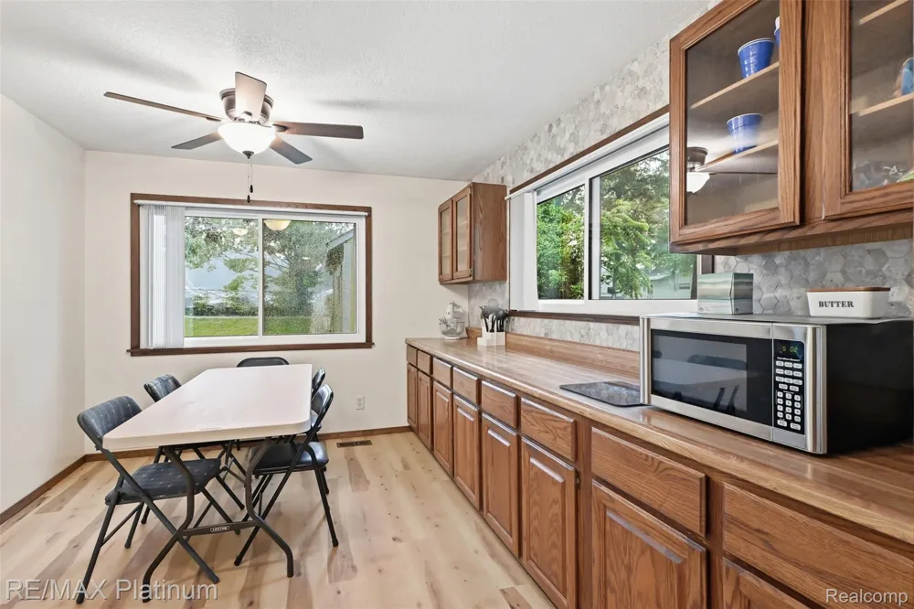 5504 Wildwood Drive Genoa Township, MI 48843