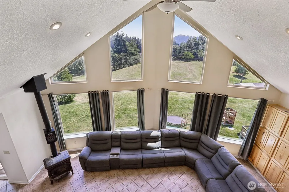 138 Marian Lane Ariel, WA 98603