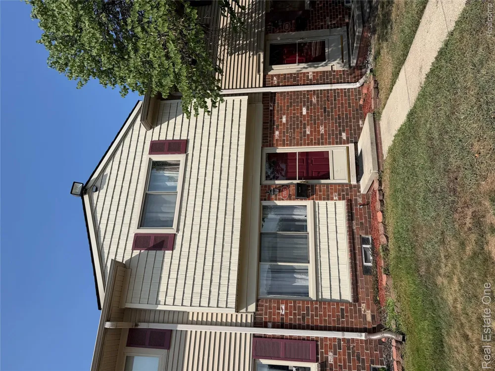 23517 Baker Street Taylor City, MI 48180