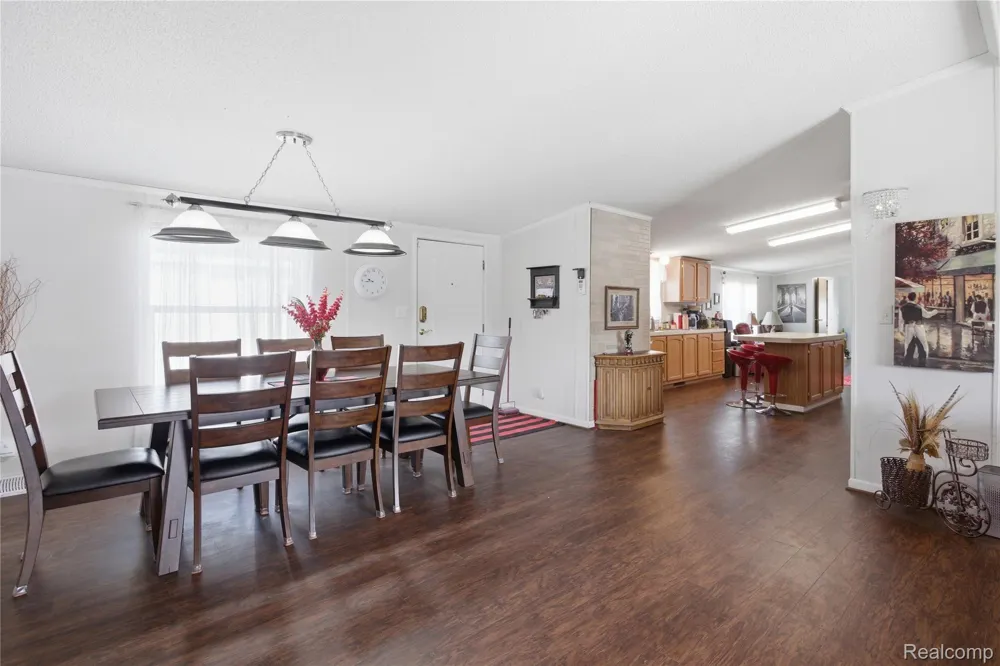 9857 Rembrandt Way Fenton City, MI 48430