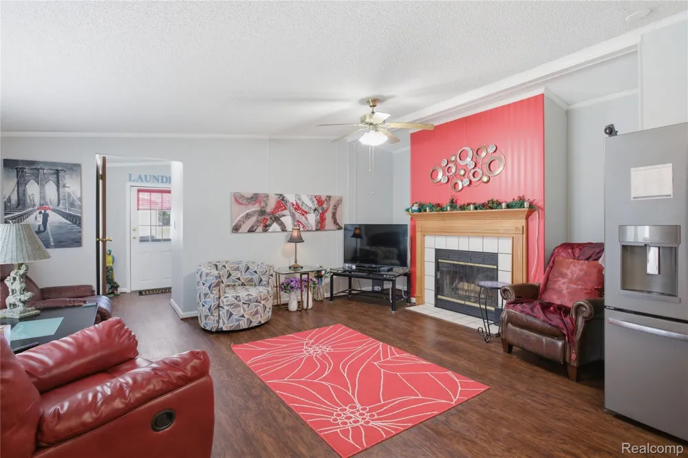 9857 Rembrandt Way Fenton City, MI 48430