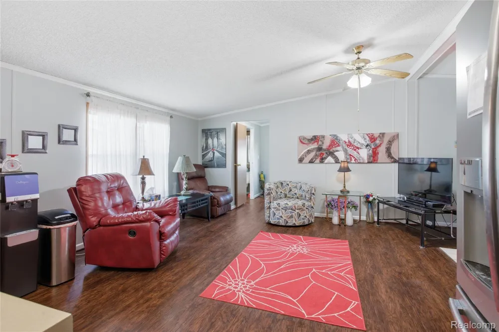 9857 Rembrandt Way Fenton City, MI 48430