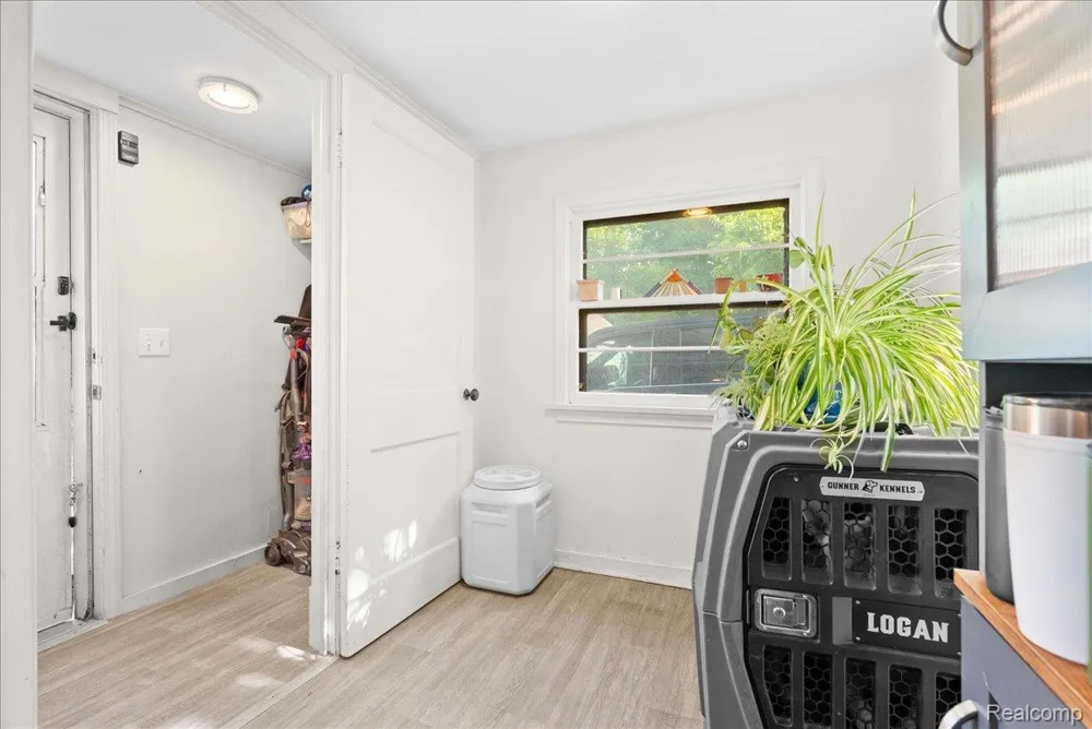 726 W Willow Street Lansing City, MI 48906