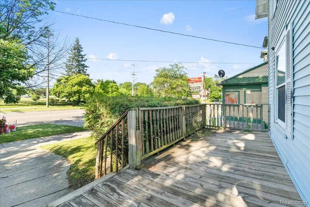 726 W Willow Street Lansing City, MI 48906