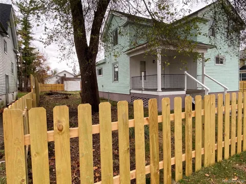 129 Mason Street