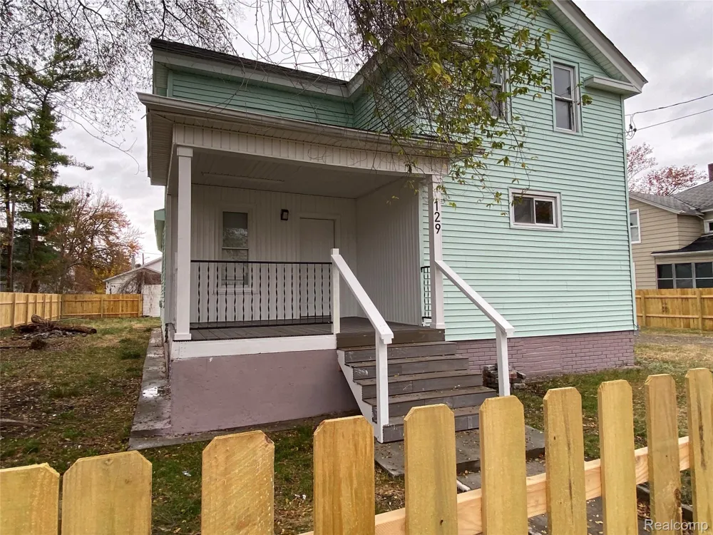 129 Mason Street Saginaw City, MI 48602