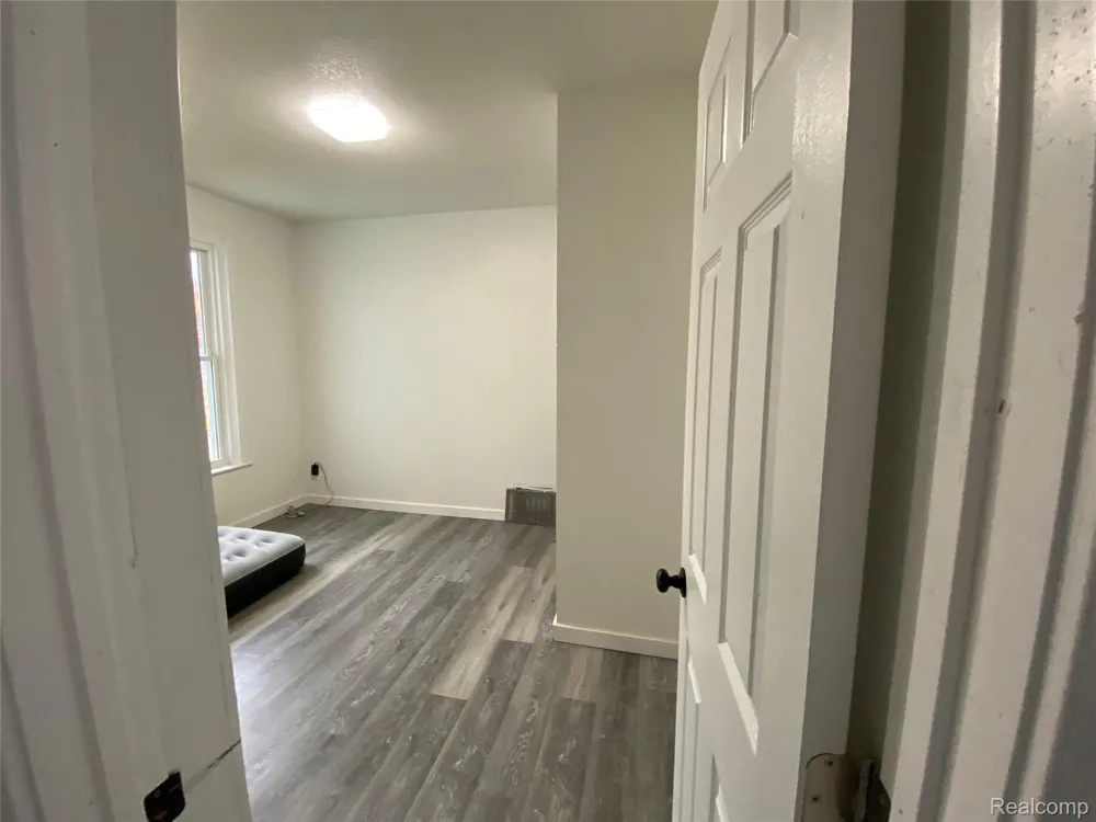 129 Mason Street Saginaw City, MI 48602