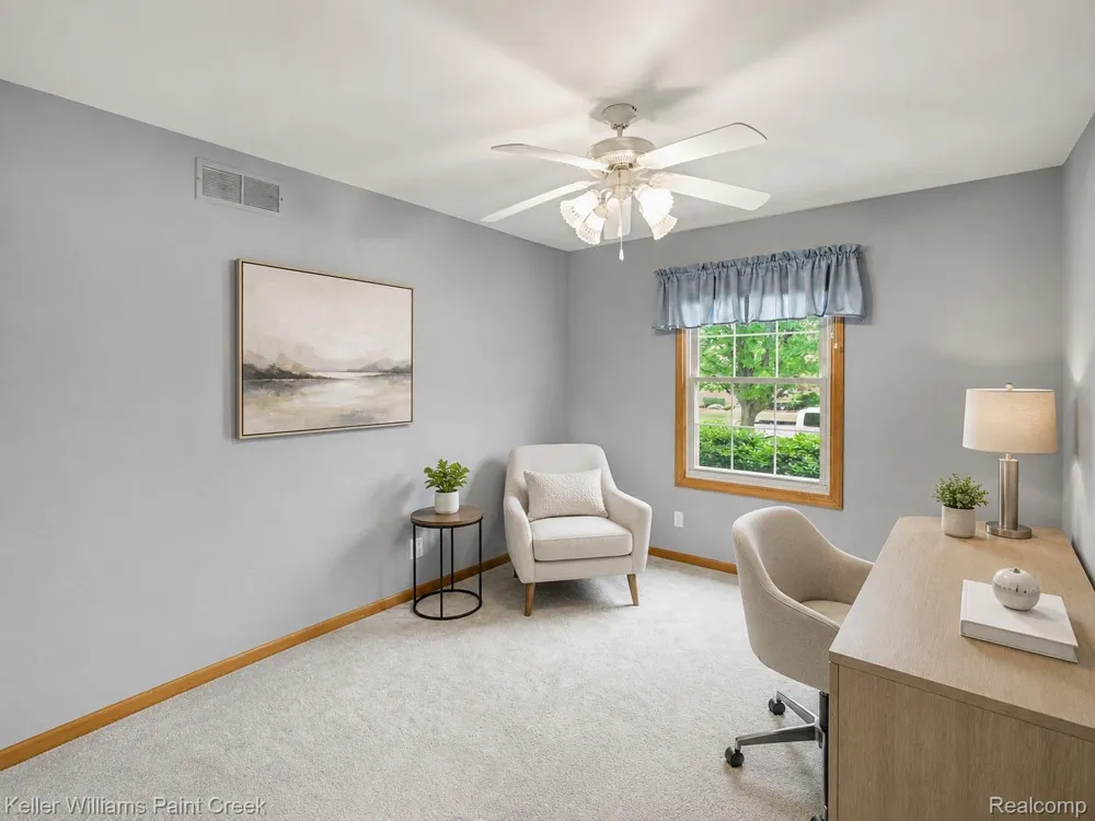 8183 Prestwick Lane Washington Township, MI 48095