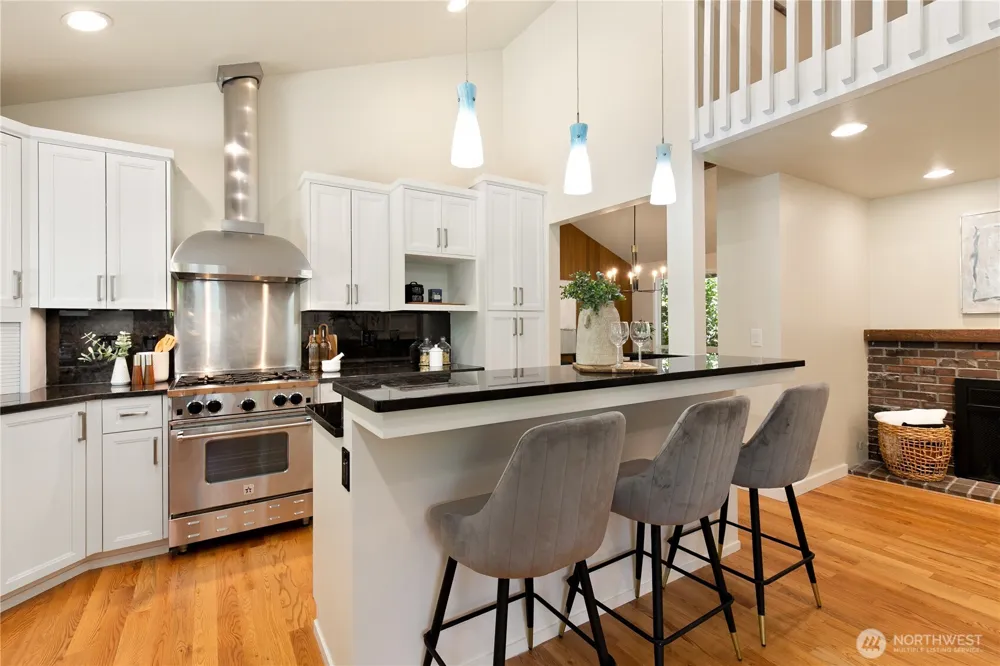 7235 87th Avenue SE Mercer Island, WA 98040