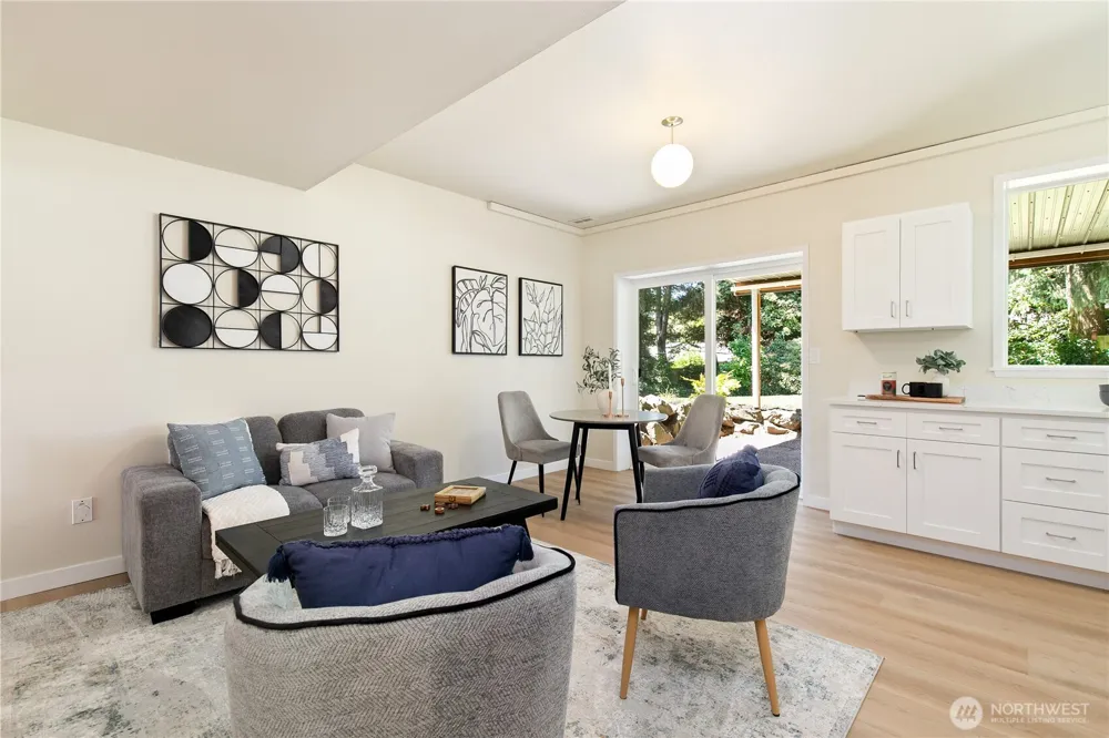 7235 87th Avenue SE Mercer Island, WA 98040