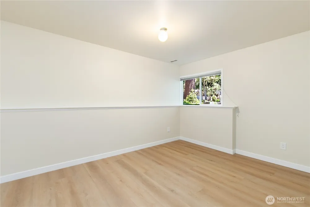 7235 87th Avenue SE Mercer Island, WA 98040