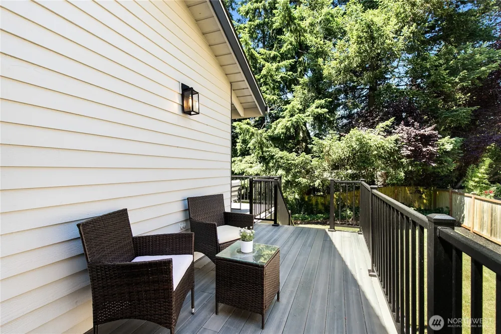 7235 87th Avenue SE Mercer Island, WA 98040