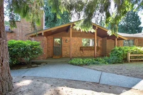 450 Wood Creek Drive