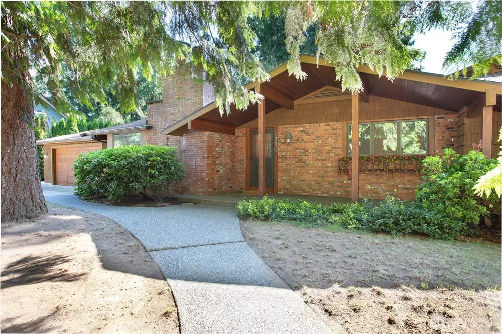 450 Wood Creek Drive Lynden, WA 98264