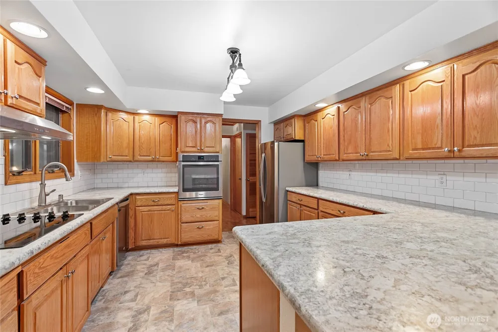 450 Wood Creek Drive Lynden, WA 98264