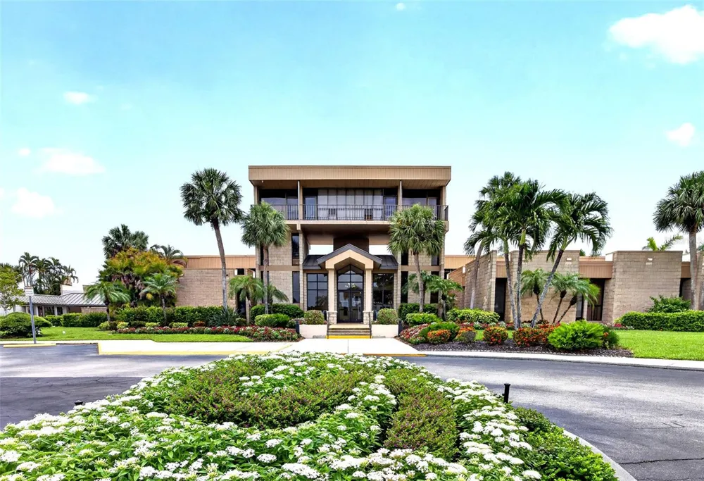 1990 LEISURE DRIVE #3 Fort Myers, FL 33907