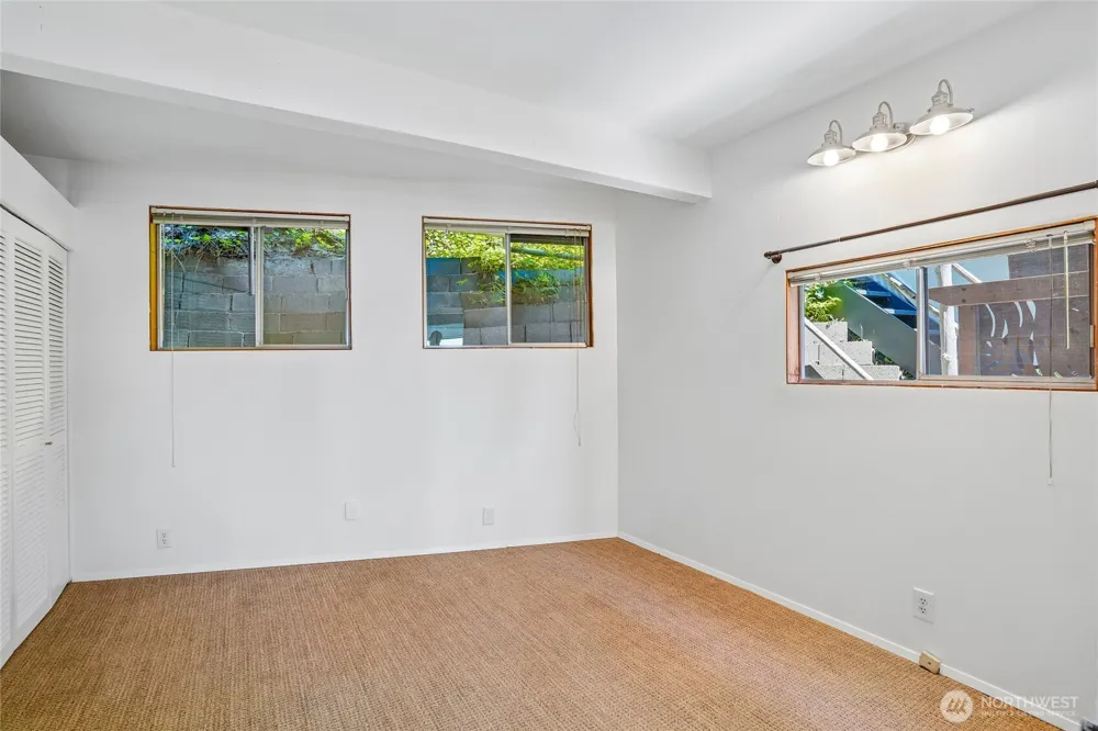 3134 SW 172nd Street Burien, WA 98166