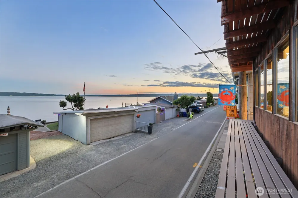 3134 SW 172nd Street Burien, WA 98166