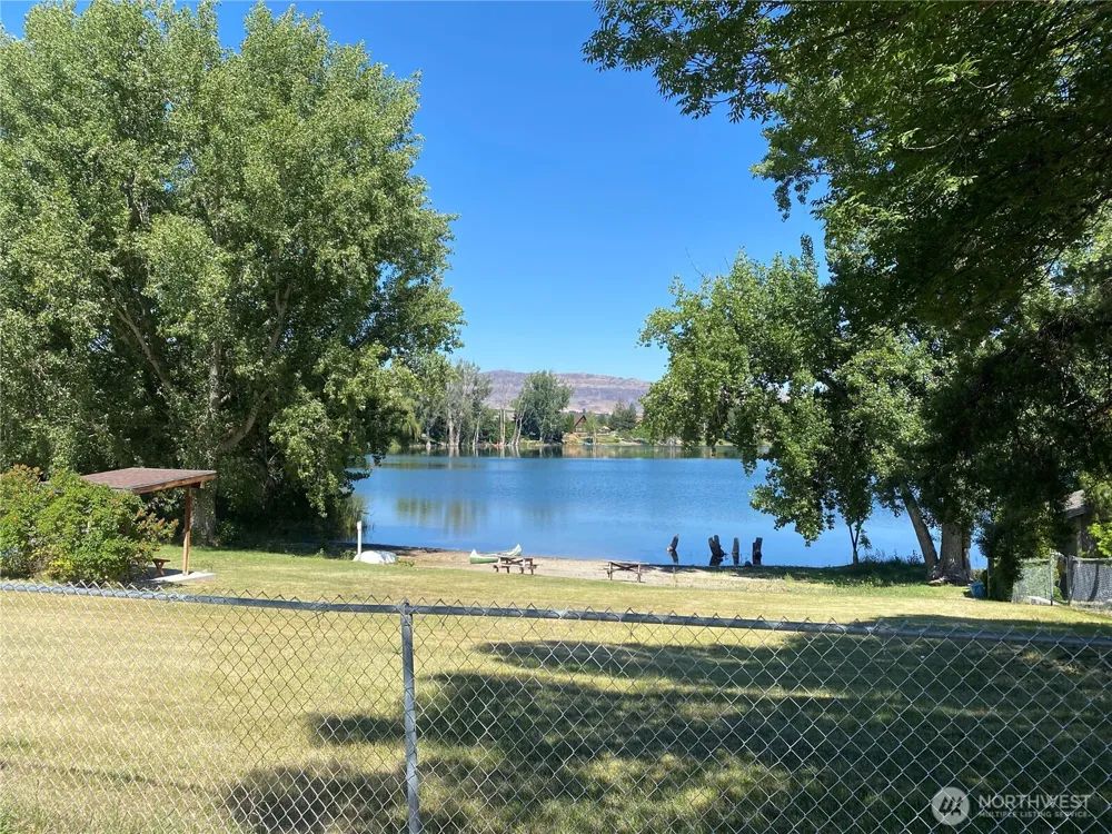 2961 Riviera Boulevard Malaga, WA 98828